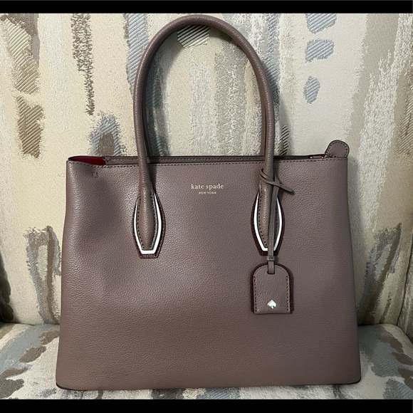 Final Price 🔥 Kate Spade, brown, with some burgundy in color. Perfect for Fall - Picture 6 of 15